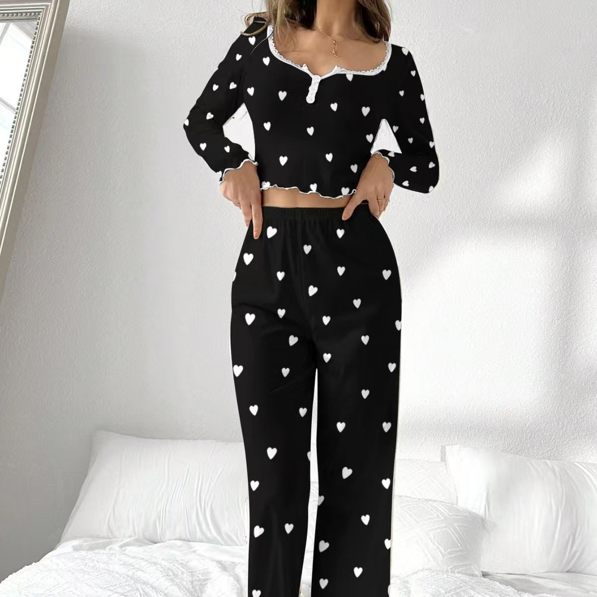 Women's Printed Pyjama Set in Black Heart