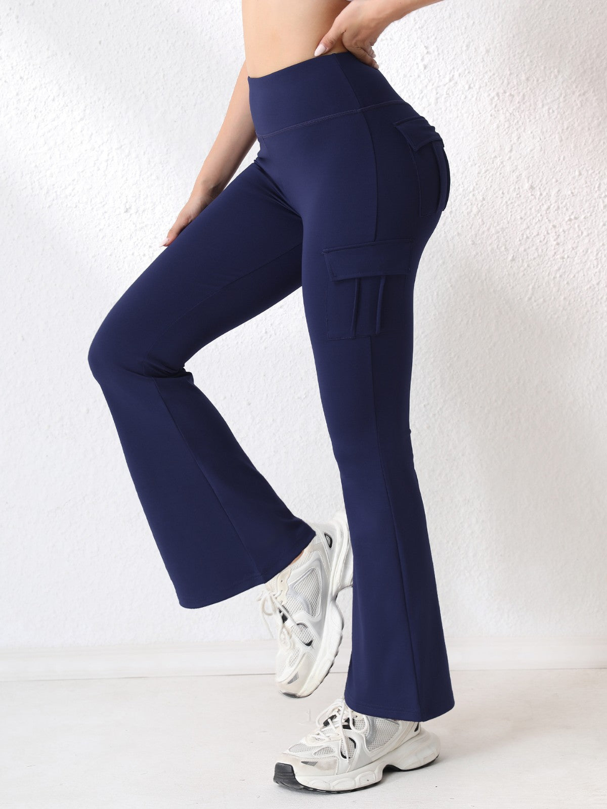 Women's Flare Leggings with Side Pockets in Navy