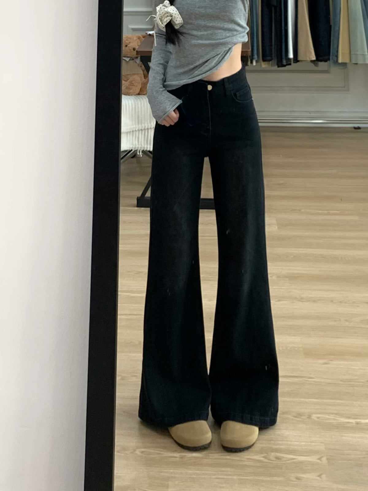 Women's High Waist Flared Trousers in Black Regular