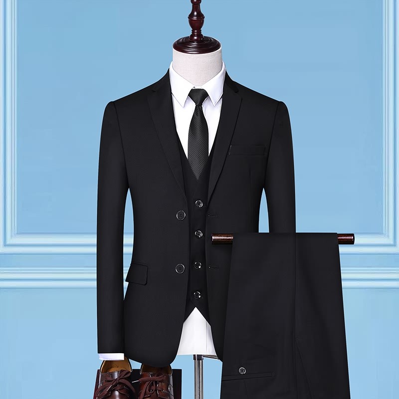 Men's Three Piece Suit in Single Breasted — Jacket, Waistcoat & Trousers