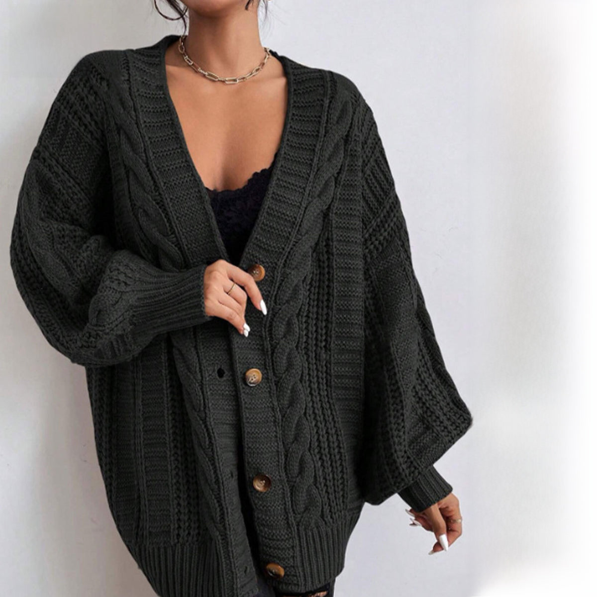 Women's Chunky Cable Knit Cardigan