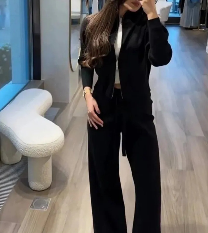 Women's Hooded Knit Tracksuit