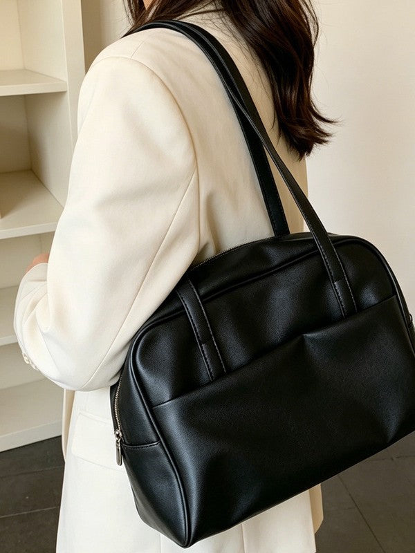 Women's large work shoulder bag in black faux leather, fits A4