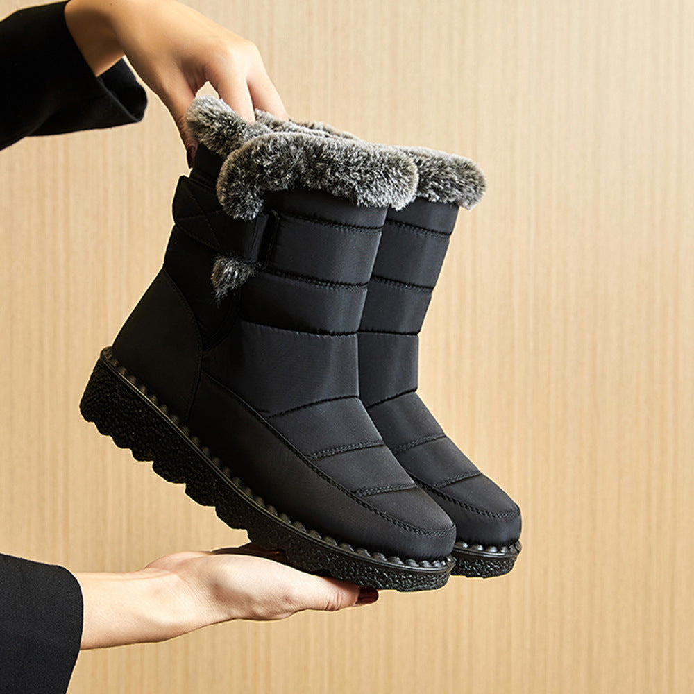 Women's Waterproof Snow Boots in Black